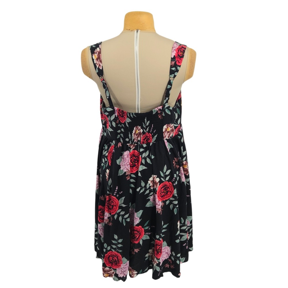 Torrid Floral Fit & Flare Dress Womens 1 Vacation Feminine Cottagecore Garden - Picture 4 of 12